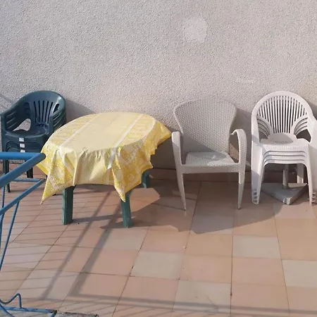 Tanya Sea Garden Apartment Burgas